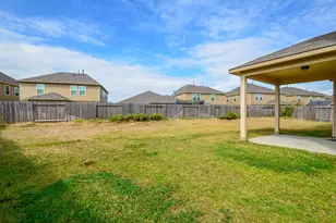 14935 Vinegrove Falls Ct, Cypress, TX 77433 - Photo 32