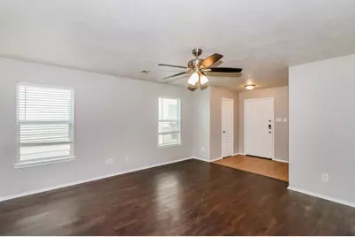 2730 Skyview Grove Court, Houston, TX 77047 - Photo 4