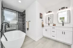 5619 Duxbury St, Houston, TX 77035 - Photo 40