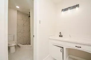 16796 Red Leaf Ln, Conroe, TX 77306 - Photo 12