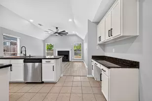 31003 N Head Dr, Spring, TX 77386 - Photo 12