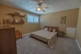 11918 Dorrance Ln, Meadows Place, TX 77477 - Photo 34