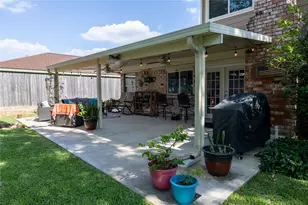 11918 Dorrance Ln, Meadows Place, TX 77477 - Photo 4