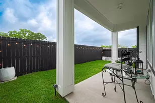 1615 Regents Gate Rd, Houston, TX 77055 - Photo 50