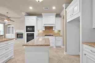 19841 S Plantation Estates Dr, Porter, TX 77365 - Photo 10