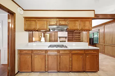 2204 S Memorial Court, Pasadena, TX 77502 - Photo 8