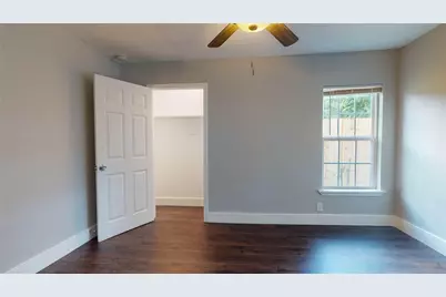 7346 Iwo Jima Road, Houston, TX 77033 - Photo 16