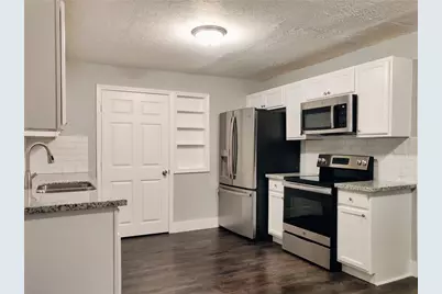 7346 Iwo Jima Road, Houston, TX 77033 - Photo 4