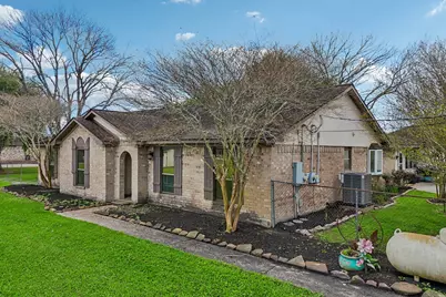 13917 Countryside Street, Santa Fe, TX 77517 - Photo 2