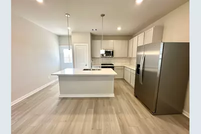 12194 Ridge Top Drive, Conroe, TX 77304 - Photo 6