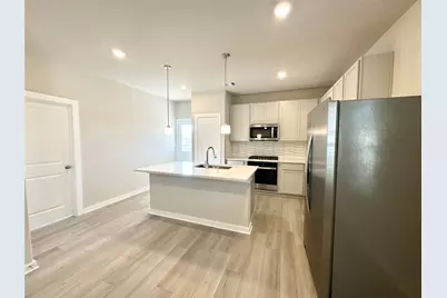 12194 Ridge Top Drive, Conroe, TX 77304 - Photo 8