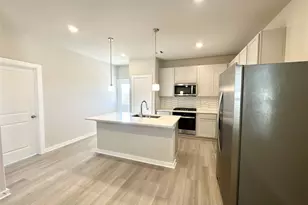 12194 Ridge Top Dr, Conroe, TX 77304 - Photo 8