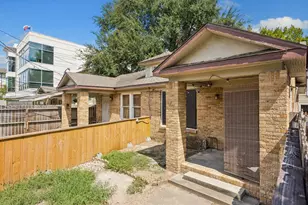 4311 Jack St, Houston, TX 77006 - Photo 2