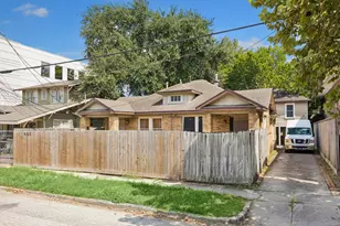 4311 Jack St, Houston, TX 77006 - Photo 4