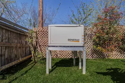 2207 Pilgrims Point Drive, Friendswood, TX 77546 - Photo 12