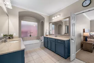 17226 Elverson Oaks Dr, Tomball, TX 77377 - Photo 16
