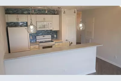 9520 Seawall Boulevard #235, Galveston, TX 77554 - Photo 6