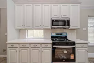 6801 Paigetree Ln, Pearland, TX 77584 - Photo 14