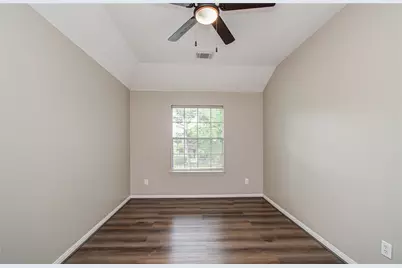 6801 Paigetree Lane, Pearland, TX 77584 - Photo 32