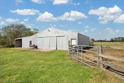 5130 County Road 392, Alvin, TX 77511 - Photo 28