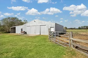 5130 County Rd 392, Alvin, TX 77511 - Photo 28