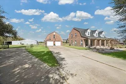 5130 County Road 392, Alvin, TX 77511 - Photo 2