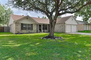 7211 Fuchsia Ln, Humble, TX 77346 - Photo 2