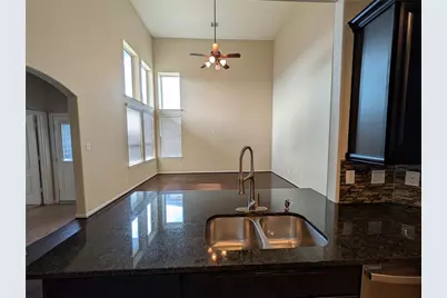 6614 Hunters Creek Lane, Baytown, TX 77521 - Photo 6