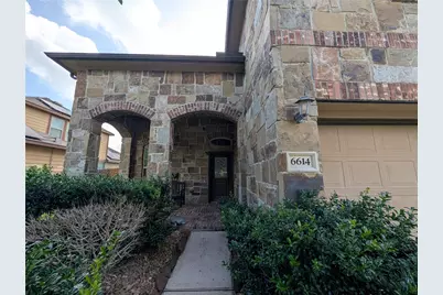 6614 Hunters Creek Lane, Baytown, TX 77521 - Photo 2