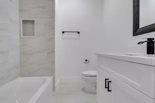 5130 Clover St, Houston, TX 77033 - Photo 6