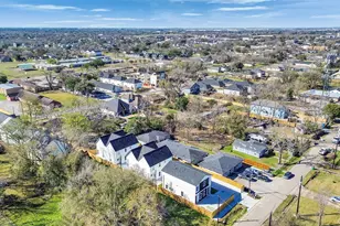 5130 Clover St, Houston, TX 77033 - Photo 4