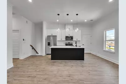 5130 Clover Street #A/B, Houston, TX 77033 - Photo 6