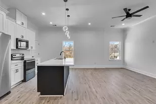 5130 Clover St, Houston, TX 77033 - Photo 8