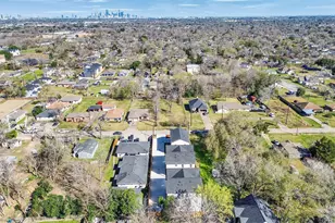 5130 Clover St, Houston, TX 77033 - Photo 2