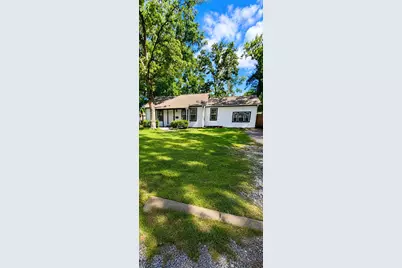 1007 Cowan Ave Avenue, Conroe, TX 77301 - Photo 1