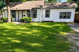 1007 Cowan Ave Ave, Conroe, TX 77301 - Photo 1
