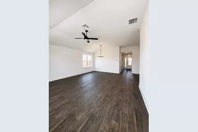 2230 W Post Oak Circle, Dayton, TX 77535 - Photo 6