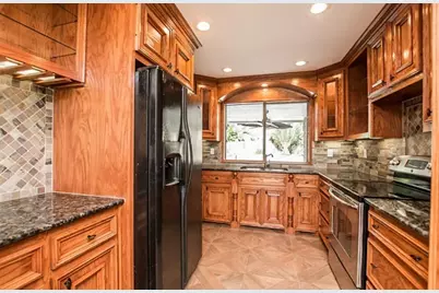 19714 Burle Oaks Ct, Humble, TX 77346 - Photo 16