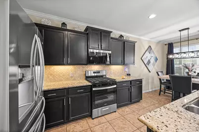 2403 Tall Sequoia Drive, Fresno, TX 77545 - Photo 12