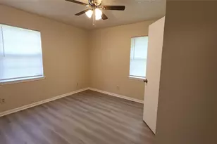 4415 Groton Dr, Houston, TX 77047 - Photo 8