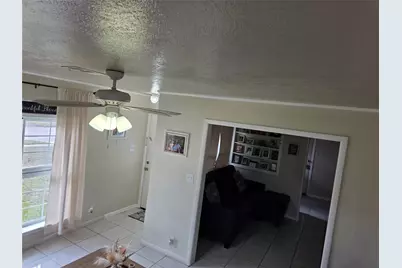 10315 Carthage Drive, Houston, TX 77089 - Photo 2