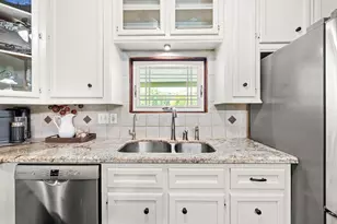 10885 Post Oak Dr, Conroe, TX 77385 - Photo 24