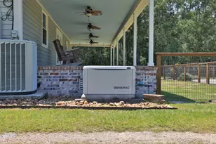 10885 Post Oak Dr, Conroe, TX 77385 - Photo 42