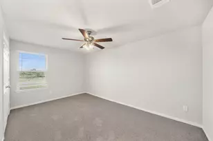 13423 Lucky Bill Ln, Houston, TX 77048 - Photo 6