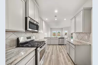 13423 Lucky Bill Lane, Houston, TX 77048 - Photo 4