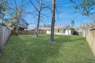 228 Green Leaf Street, Huntsville, TX 77340 - Photo 38