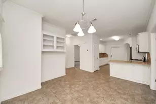 228 Greenleaf St, Huntsville, TX 77340 - Photo 18