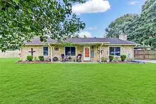 4004 Hillcrest St, Liberty, TX 77575 - Photo 1