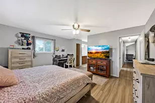 4004 Hillcrest St, Liberty, TX 77575 - Photo 12