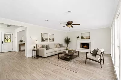 560 Landfall Lane, Conroe, TX 77302 - Photo 2